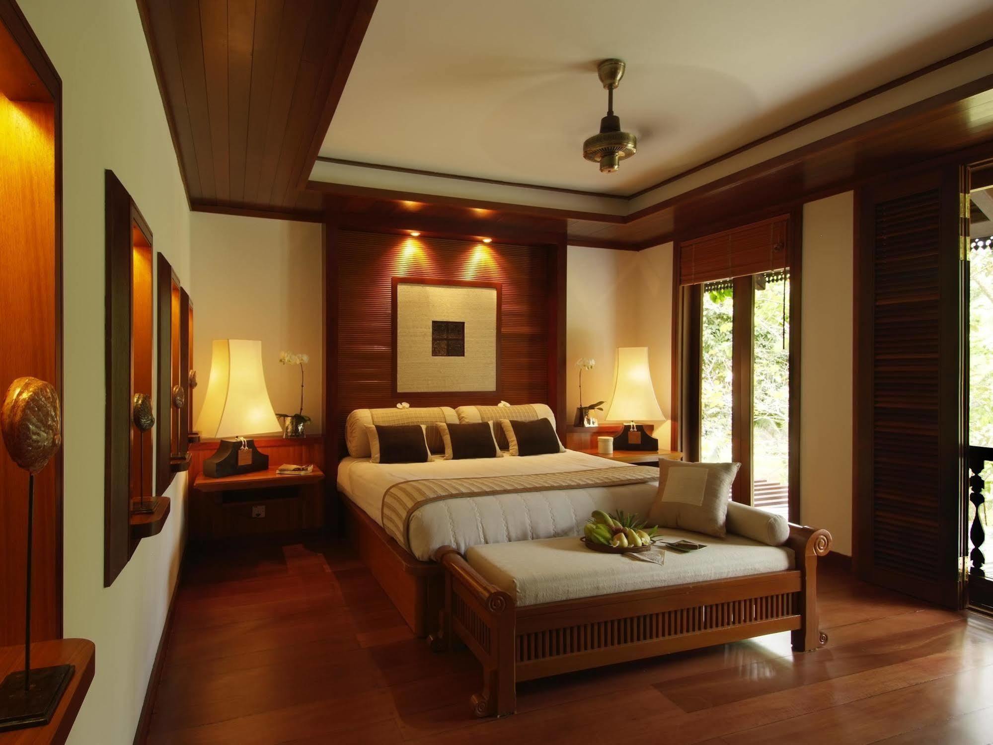 Tanjong Jara Resort, Terengganu - A Small Luxury Hotels Of The World Dungun Ngoại thất bức ảnh A bedroom at the resort